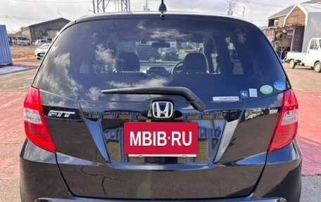 Honda Fit III, 2011 год, 550 000 рублей, 6 фотография