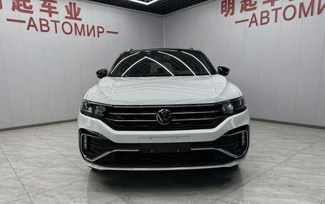 Volkswagen T-Roc I, 2021 год, 1 355 700 рублей, 3 фотография