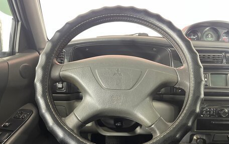 Mitsubishi Pajero Sport II рестайлинг, 2004 год, 852 000 рублей, 13 фотография