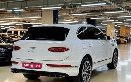 Bentley Bentayga I, 2022 год, 24 000 000 рублей, 3 фотография