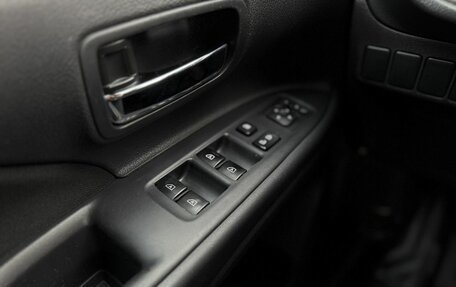 Mitsubishi Outlander III рестайлинг 3, 2020 год, 2 450 000 рублей, 9 фотография