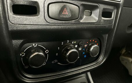Renault Duster I рестайлинг, 2013 год, 649 000 рублей, 13 фотография