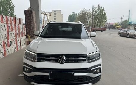 Volkswagen T-Cross I, 2021 год, 1 300 200 рублей, 2 фотография