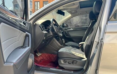 Volkswagen Tiguan II, 2022 год, 2 400 011 рублей, 6 фотография