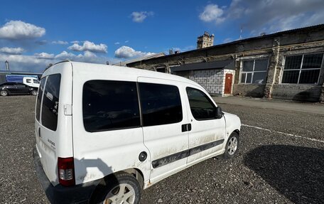 Peugeot Partner II рестайлинг 2, 2010 год, 250 000 рублей, 2 фотография