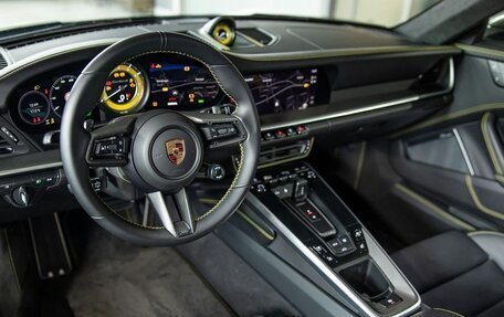 Porsche 911, 2022 год, 23 450 000 рублей, 12 фотография