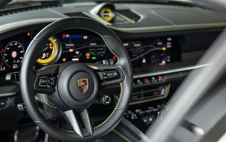 Porsche 911, 2022 год, 23 450 000 рублей, 13 фотография