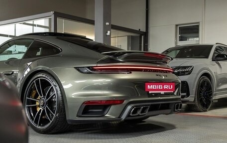 Porsche 911, 2022 год, 23 450 000 рублей, 9 фотография