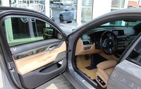 BMW 7 серия, 2020 год, 7 990 000 рублей, 12 фотография