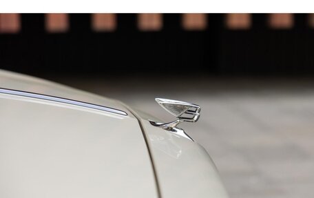 Bentley Flying Spur, 2020 год, 22 000 000 рублей, 17 фотография