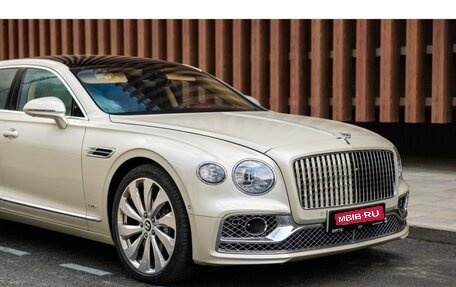 Bentley Flying Spur, 2020 год, 22 000 000 рублей, 14 фотография