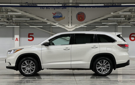 Toyota Highlander III, 2014 год, 2 599 000 рублей, 8 фотография