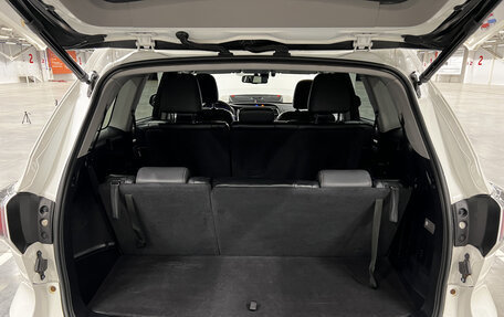 Toyota Highlander III, 2014 год, 2 599 000 рублей, 10 фотография