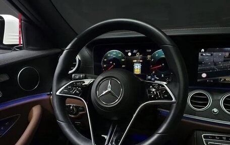 Mercedes-Benz E-Класс, 2022 год, 4 050 000 рублей, 9 фотография
