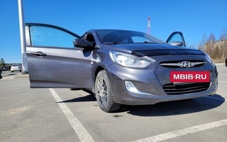 Hyundai Solaris II рестайлинг, 2011 год, 690 000 рублей, 7 фотография