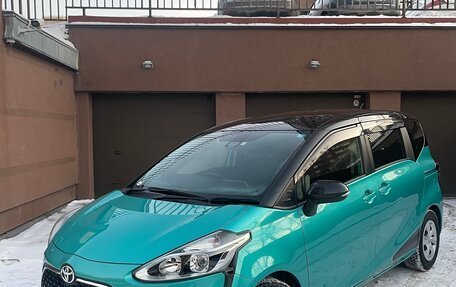 Toyota Sienta II, 2018 год, 1 790 000 рублей, 2 фотография