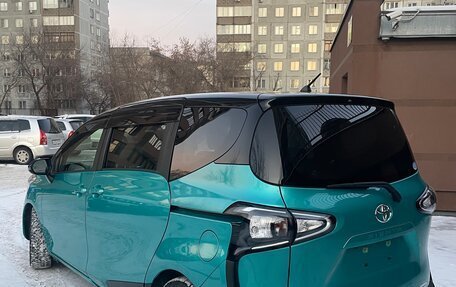 Toyota Sienta II, 2018 год, 1 790 000 рублей, 12 фотография