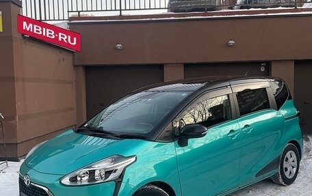 Toyota Sienta II, 2018 год, 1 790 000 рублей, 3 фотография