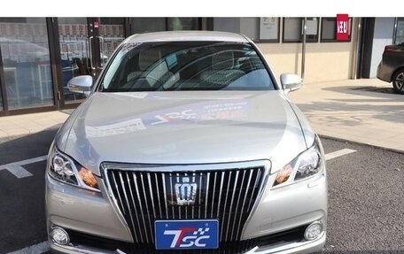 Toyota Crown Majesta, 2017 год, 2 500 000 рублей, 4 фотография