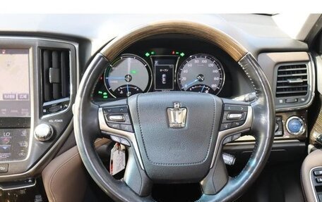 Toyota Crown Majesta, 2017 год, 2 500 000 рублей, 16 фотография
