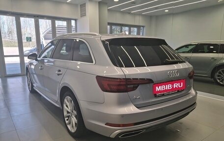 Audi A4, 2018 год, 3 150 000 рублей, 6 фотография