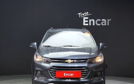 Chevrolet Trax, 2021 год, 1 250 000 рублей, 2 фотография