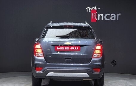 Chevrolet Trax, 2021 год, 1 250 000 рублей, 3 фотография