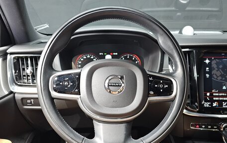 Volvo V60 Cross Country II, 2022 год, 2 831 011 рублей, 8 фотография