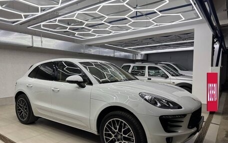 Porsche Macan I рестайлинг, 2014 год, 3 850 000 рублей, 5 фотография