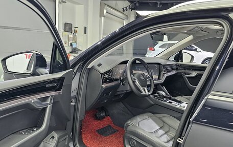Volkswagen Touareg III, 2021 год, 4 300 013 рублей, 6 фотография