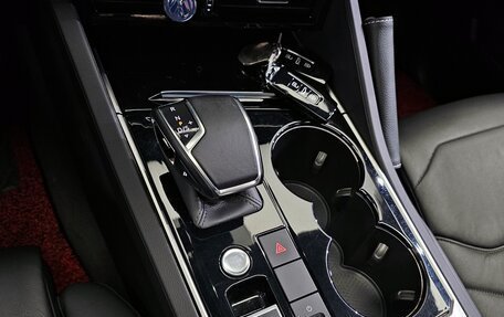 Volkswagen Touareg III, 2021 год, 4 300 013 рублей, 11 фотография