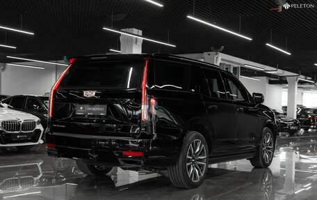 Cadillac Escalade V, 2022 год, 12 400 000 рублей, 5 фотография