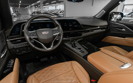 Cadillac Escalade V, 2022 год, 12 400 000 рублей, 10 фотография