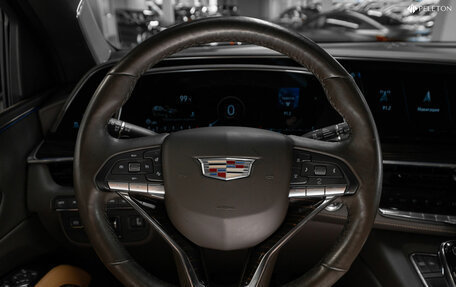 Cadillac Escalade V, 2022 год, 12 400 000 рублей, 14 фотография
