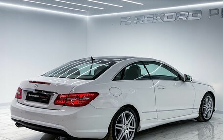 Mercedes-Benz E-Класс, 2012 год, 2 300 000 рублей, 9 фотография