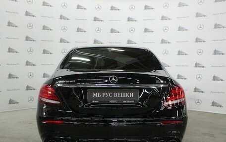 Mercedes-Benz E-Класс AMG, 2019 год, 4 850 000 рублей, 8 фотография