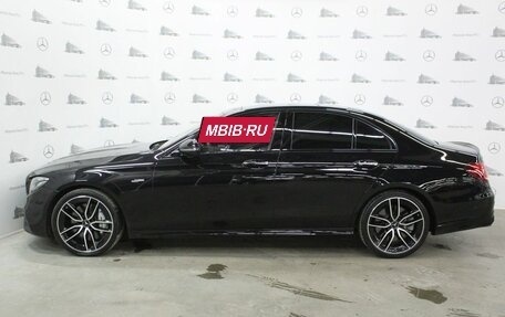 Mercedes-Benz E-Класс AMG, 2019 год, 4 850 000 рублей, 10 фотография