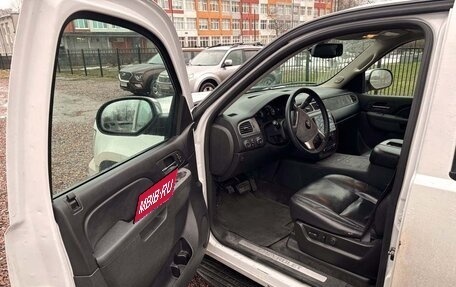 Chevrolet Tahoe III, 2012 год, 1 890 000 рублей, 10 фотография