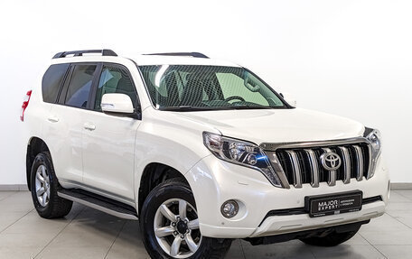 Toyota Land Cruiser Prado 150 рестайлинг 2, 2015 год, 3 290 000 рублей, 3 фотография