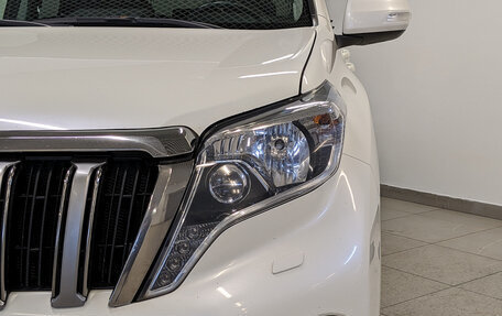 Toyota Land Cruiser Prado 150 рестайлинг 2, 2015 год, 3 290 000 рублей, 11 фотография