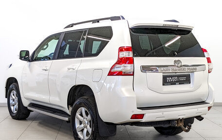 Toyota Land Cruiser Prado 150 рестайлинг 2, 2015 год, 3 290 000 рублей, 7 фотография