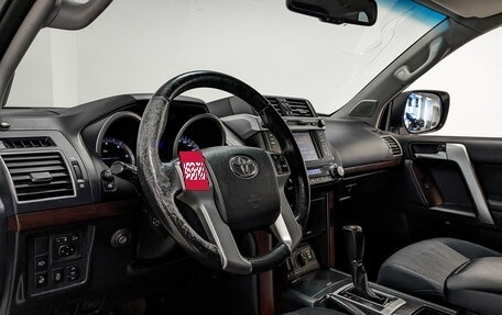 Toyota Land Cruiser Prado 150 рестайлинг 2, 2015 год, 3 290 000 рублей, 15 фотография