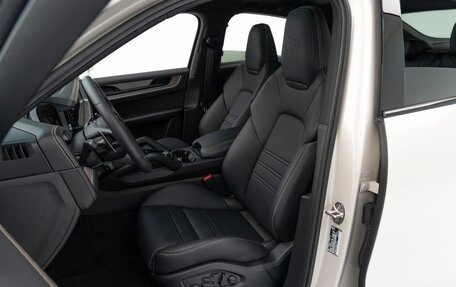 Porsche Cayenne III, 2025 год, 18 313 000 рублей, 11 фотография