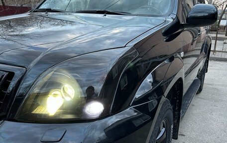 Toyota Land Cruiser Prado 120 рестайлинг, 2007 год, 2 087 000 рублей, 5 фотография