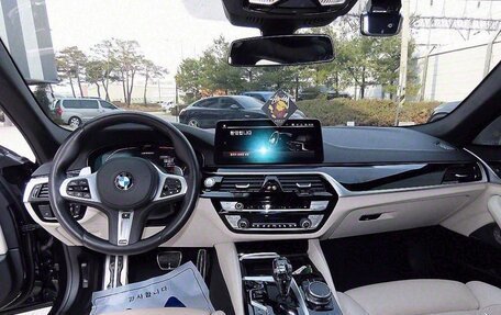 BMW 5 серия, 2022 год, 7 400 011 рублей, 7 фотография