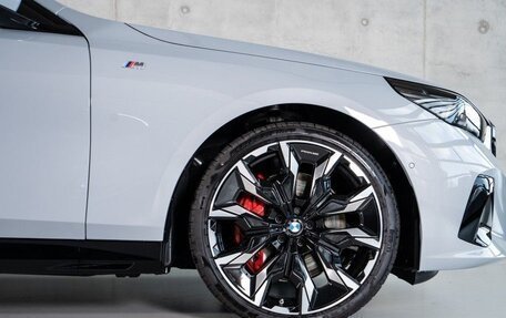 BMW 5 серия, 2025 год, 12 600 000 рублей, 13 фотография