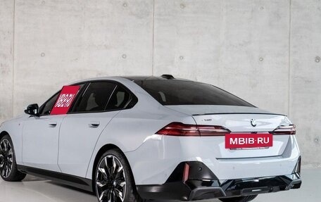 BMW 5 серия, 2025 год, 12 600 000 рублей, 8 фотография