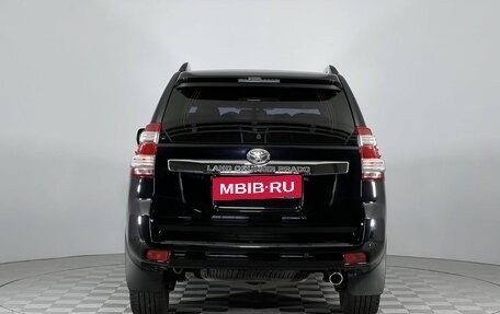 Toyota Land Cruiser Prado 150 рестайлинг 2, 2013 год, 3 689 000 рублей, 6 фотография
