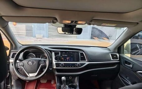 Toyota Highlander III, 2021 год, 3 013 350 рублей, 5 фотография