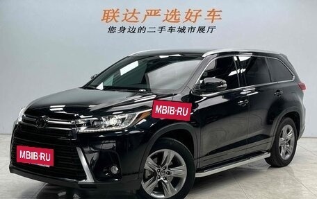 Toyota Highlander III, 2021 год, 3 013 350 рублей, 2 фотография